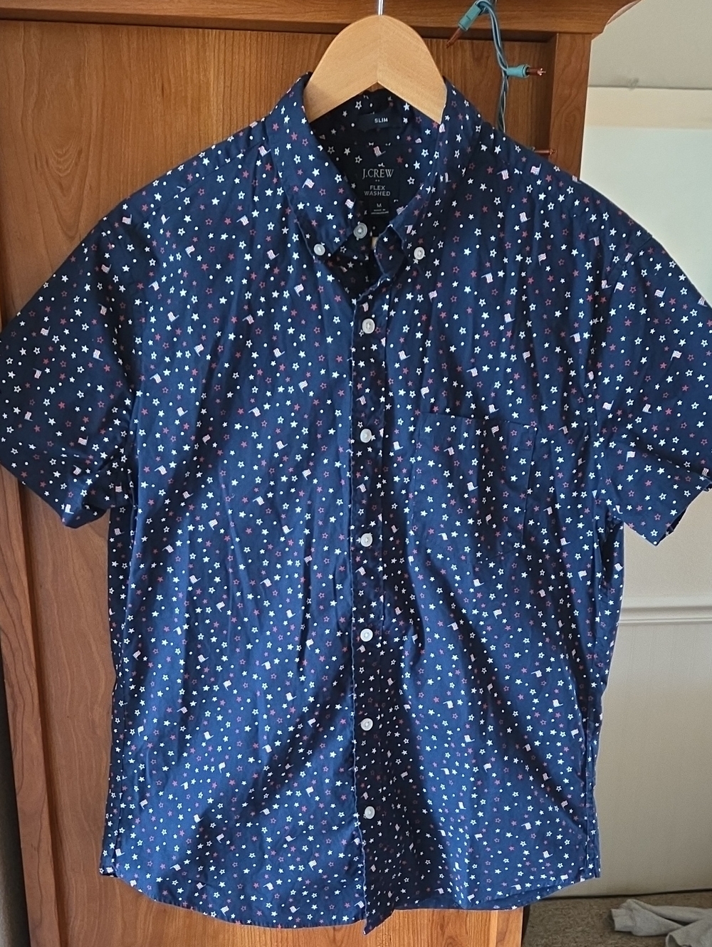 J. Crew Mens Flex Washed Navy Short Sleeve Shirt With Stars And Flags
